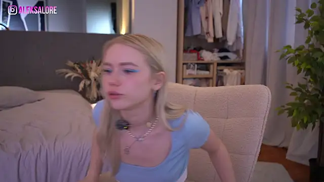 Czat XXX na żywo – LexieLoree