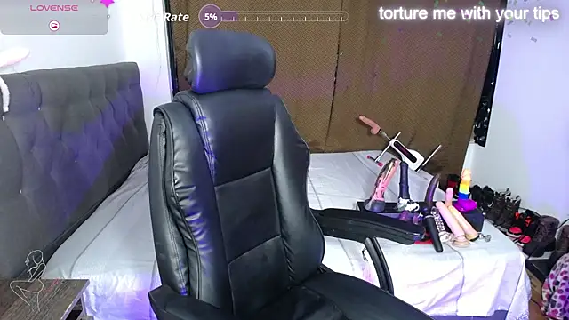 girl_naugthyのライブXXXチャット