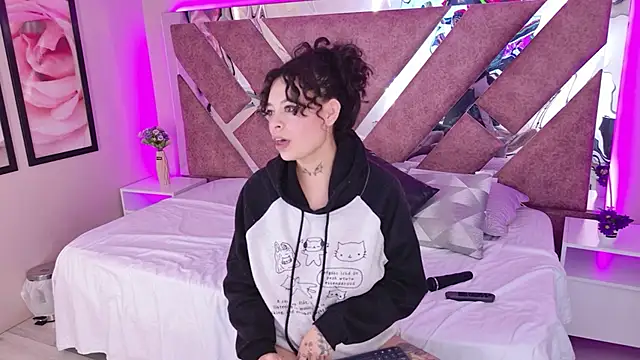 KatherineGomezn Live XXX chat