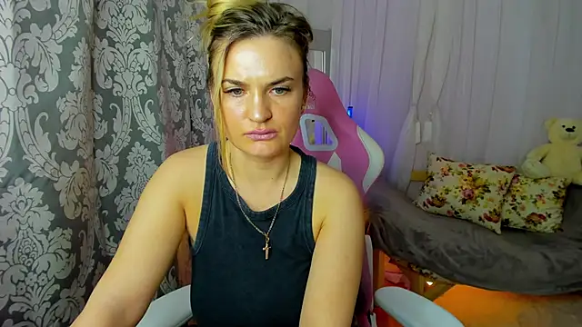 Marie_Ellie Live XXX-chat