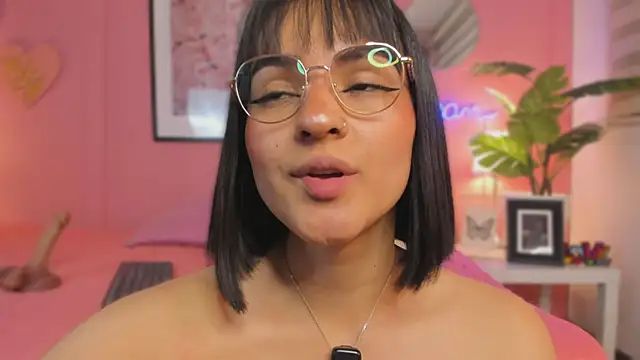 SoySaraa Live XXX-chat