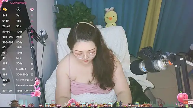 AngelwithEcup: απευθείας συνομιλία ΧΧΧ