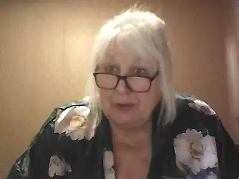 Alexia64231's Webcam Show