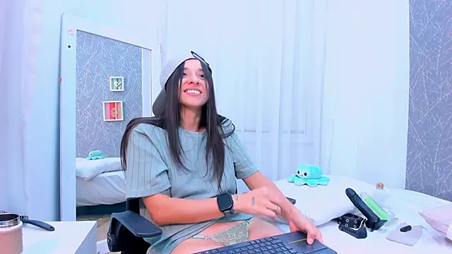 ViictoriiaSaenz – Naživo XXX chat