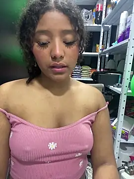 Chat XXX ao vivo de canelaa_sweet5