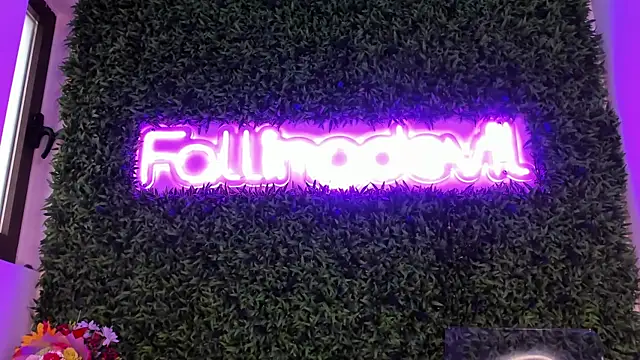 realhotfallingdevil – Naživo XXX chat