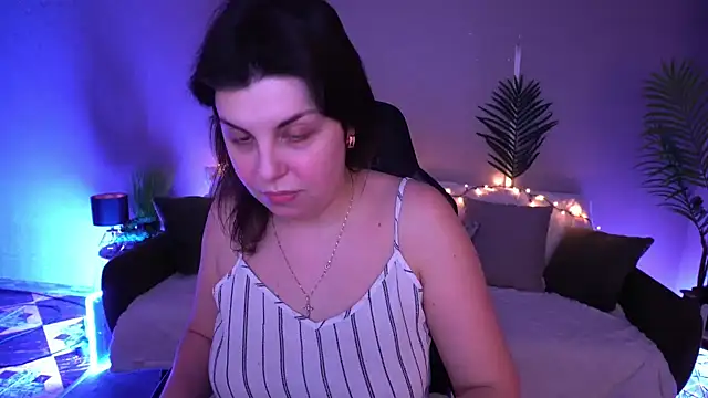 Онлайн чат XXX MirandaWong