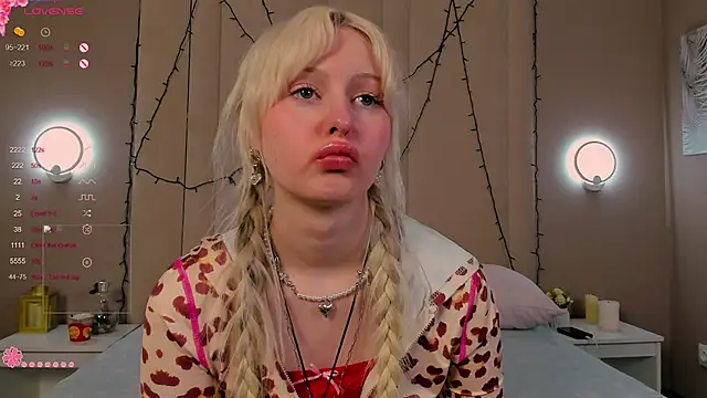 دردشة AdeleSilvy الجنسية المباشرة