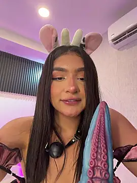 jenn_fit Adlı Modelin Canlı XXX Sohbeti