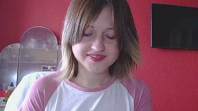 Beloved_Maryn Webbikameraesitys