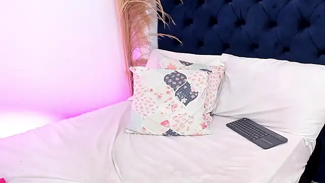 Dulce_andrea__'s Live XXX Chat