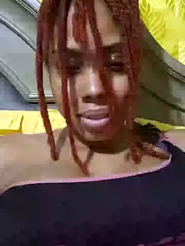 Chat XXX en directo de HONEYSWEETS_LIVE