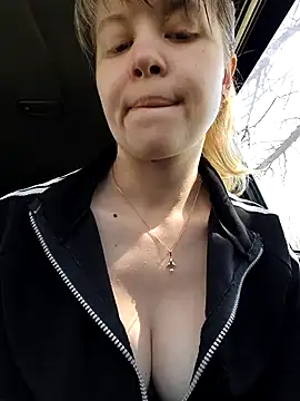 astiSWEET's Live XXX Chat