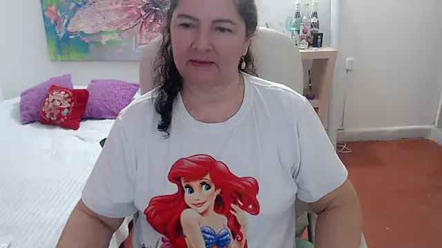 leonela_69 即時 XXX 聊天