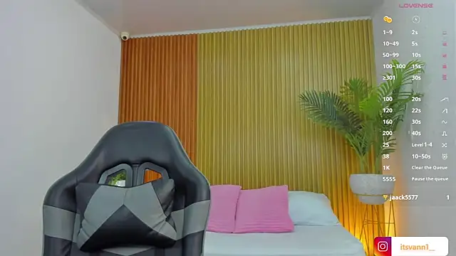 Show de webcam de ema_evanns