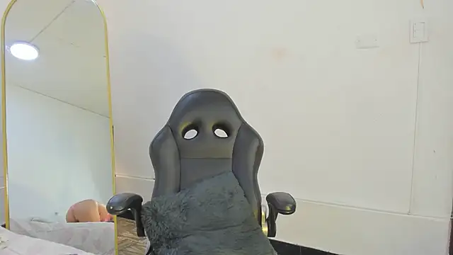 charlotte_dante212's Live XXX Chat