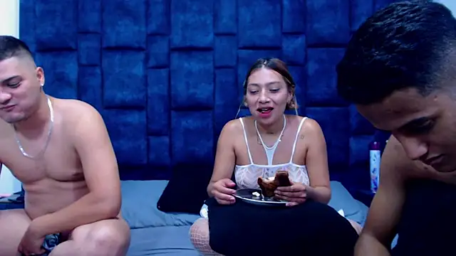 GroupNoLimits 网络视讯表演