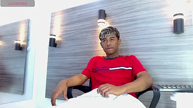 Chat XXX en directo de TonnyMarck