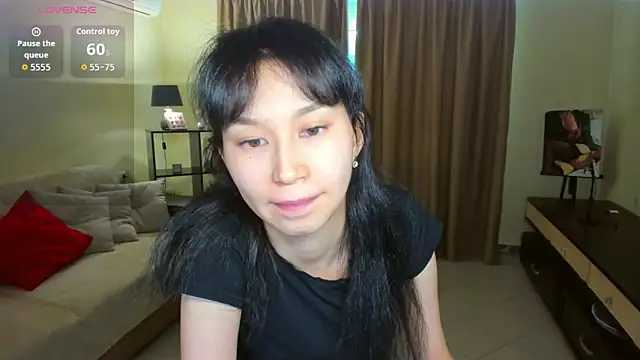 SheilaRare Adlı Modelin Canlı XXX Sohbeti