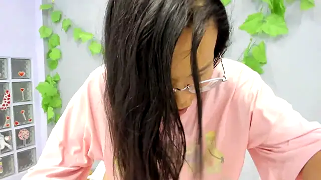 loveley_jenny: онлайн-секс-чат