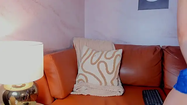 Maiia_CuteのライブXXXチャット