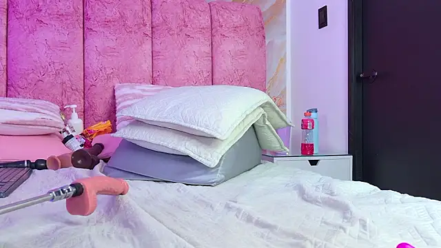 emmacurvyのライブXXXチャット