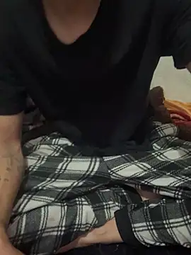 Show modela HookedIndocin na web-kameri