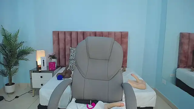 Chat +18 de nana_levy ao vivo