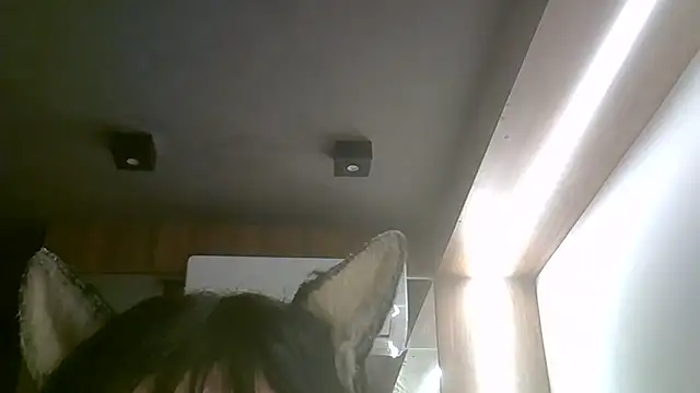 Chat XXX ao vivo de SkinnyKitten