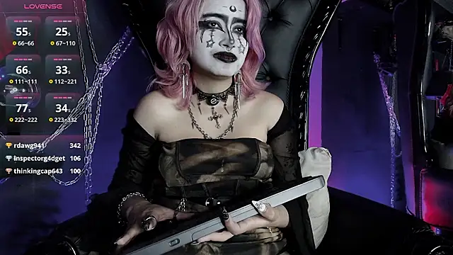 Chat XXX en directo de Navier__