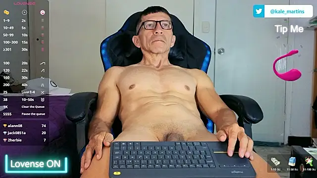 KALE_19 Adlı Modelin Web Kamerası Şovu