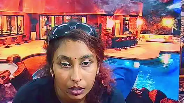IndianSexyButt Live XXX-Chat