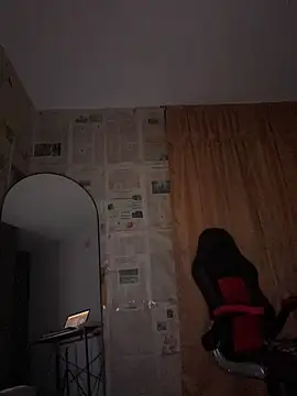 Živ ý XXX chat i_am_nina_