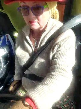 Hot-Mucin Live XXX chat