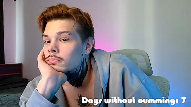 DENIS_HERE 网络视讯表演