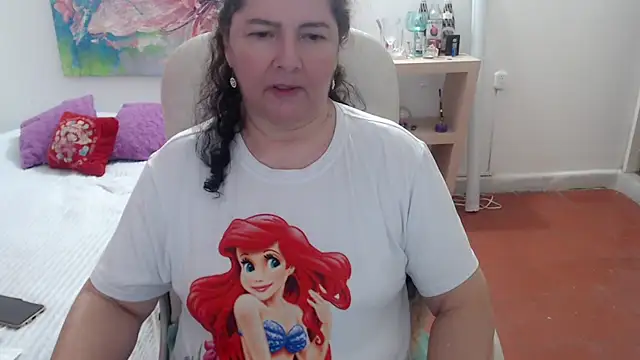 leonela_69's Live XXX Chat