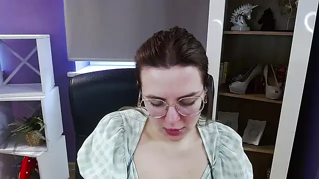 Zoey_Erotic Chat XXX in diretta