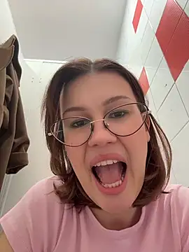 RinaCat Pertunjukan Webcam