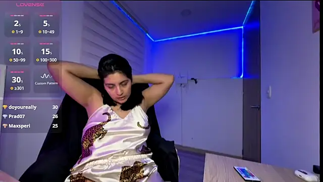 cloe_small 即時 XXX 聊天