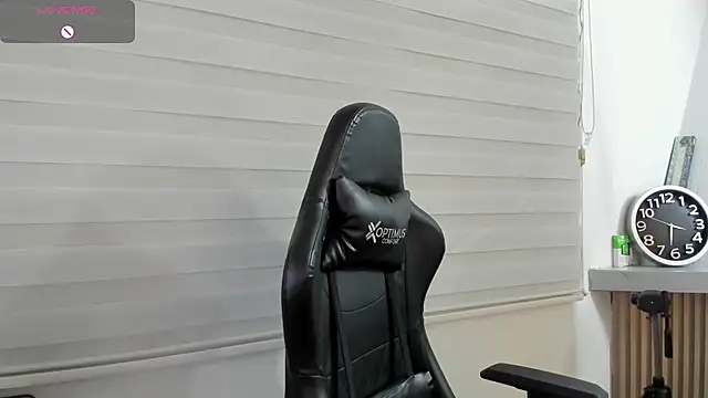 Rick_AdamsのライブXXXチャット