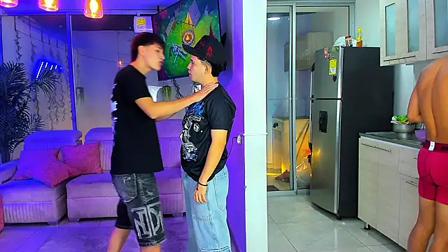 Houseofwarrios: απευθείας συνομιλία ΧΧΧ