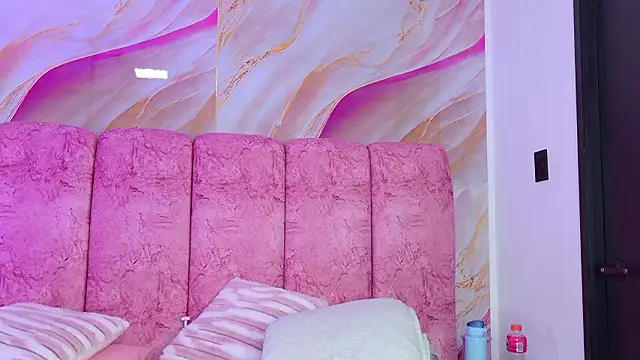 Chatroom XXX en direct de emmacurvy