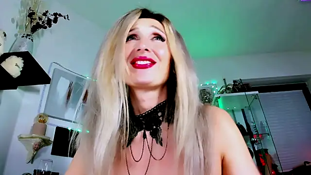 2bigass4_u Webcam-Show