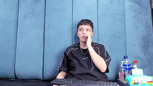 Czat XXX na żywo – Megan_Thompson_