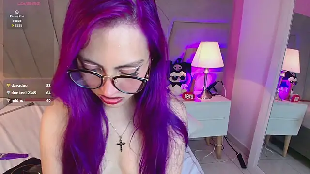 Emilyroth Adlı Modelin Canlı XXX Sohbeti