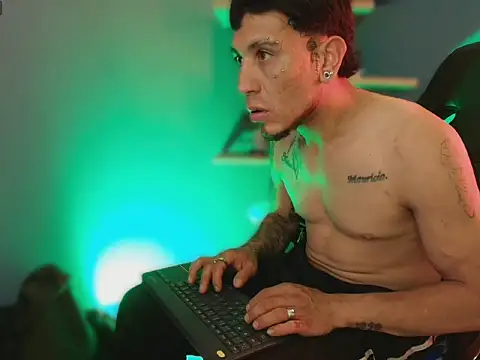 Thonixxx_mr Show in webcam