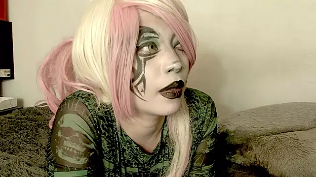 Akalidemon Chat XXX in diretta