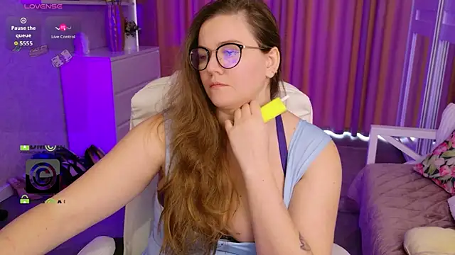 Chat XXX en directo de KellyKleine