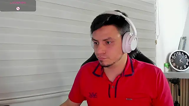 Rick_Adams: онлайн-секс-чат