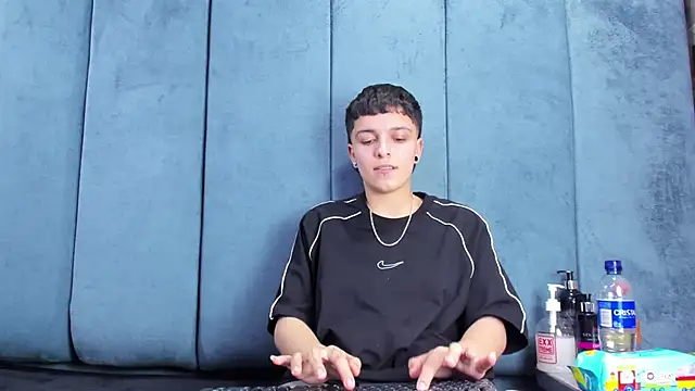 Megan_Thompson_n Live XXX chat